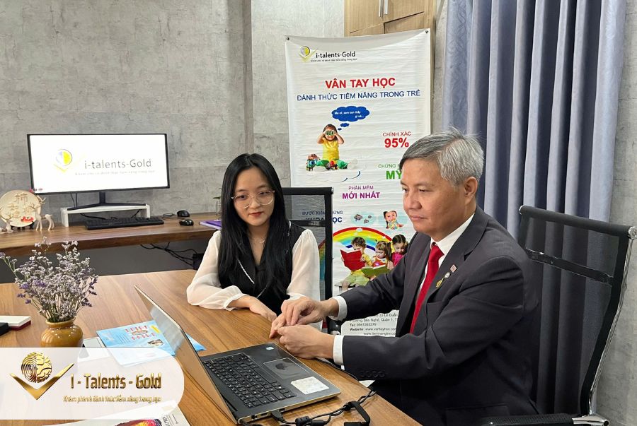 phân tích sinh trắc vân tay người lớn