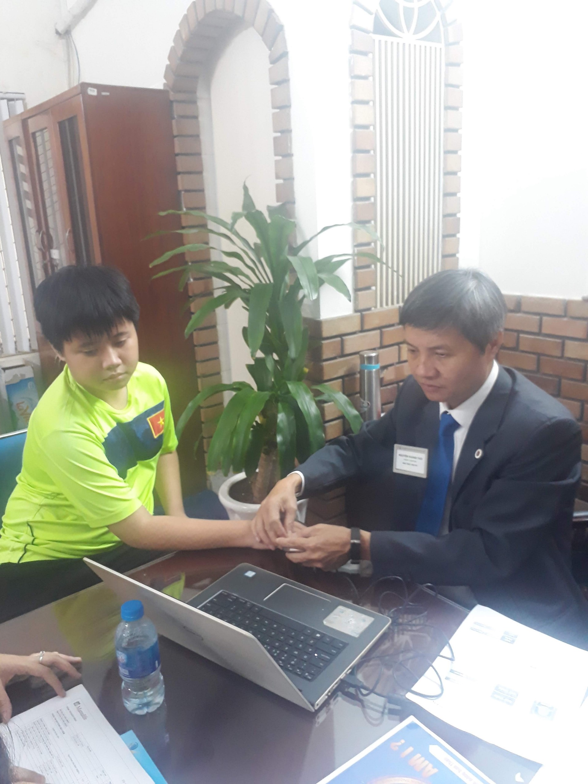 Đối tác