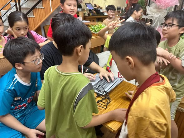 Đối tác