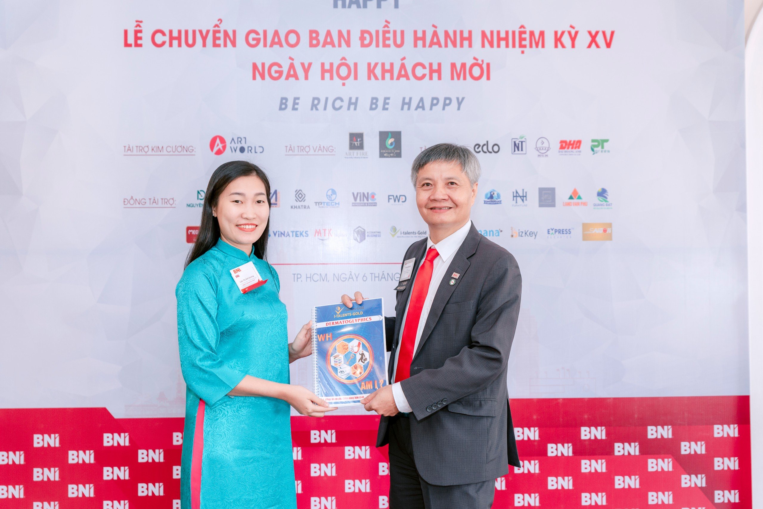 Đối tác