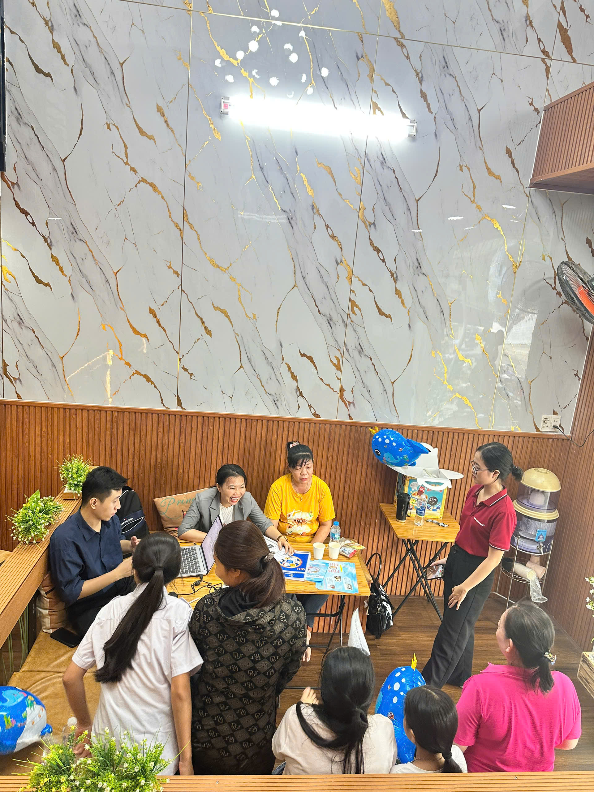 Đối tác